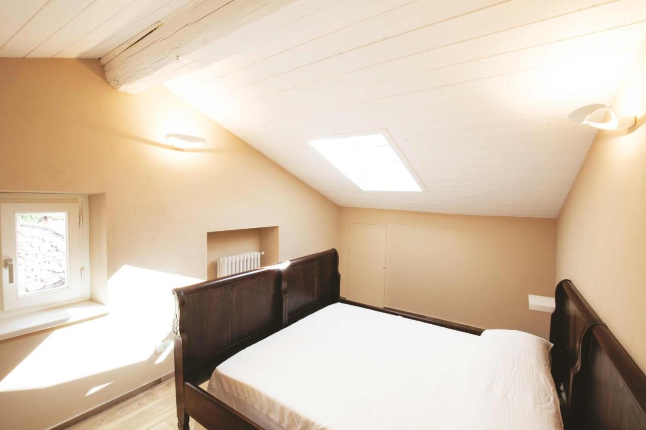 Dimora Della Rocca Bed and Breakfast Costigliole d'Asti Εξωτερικό φωτογραφία